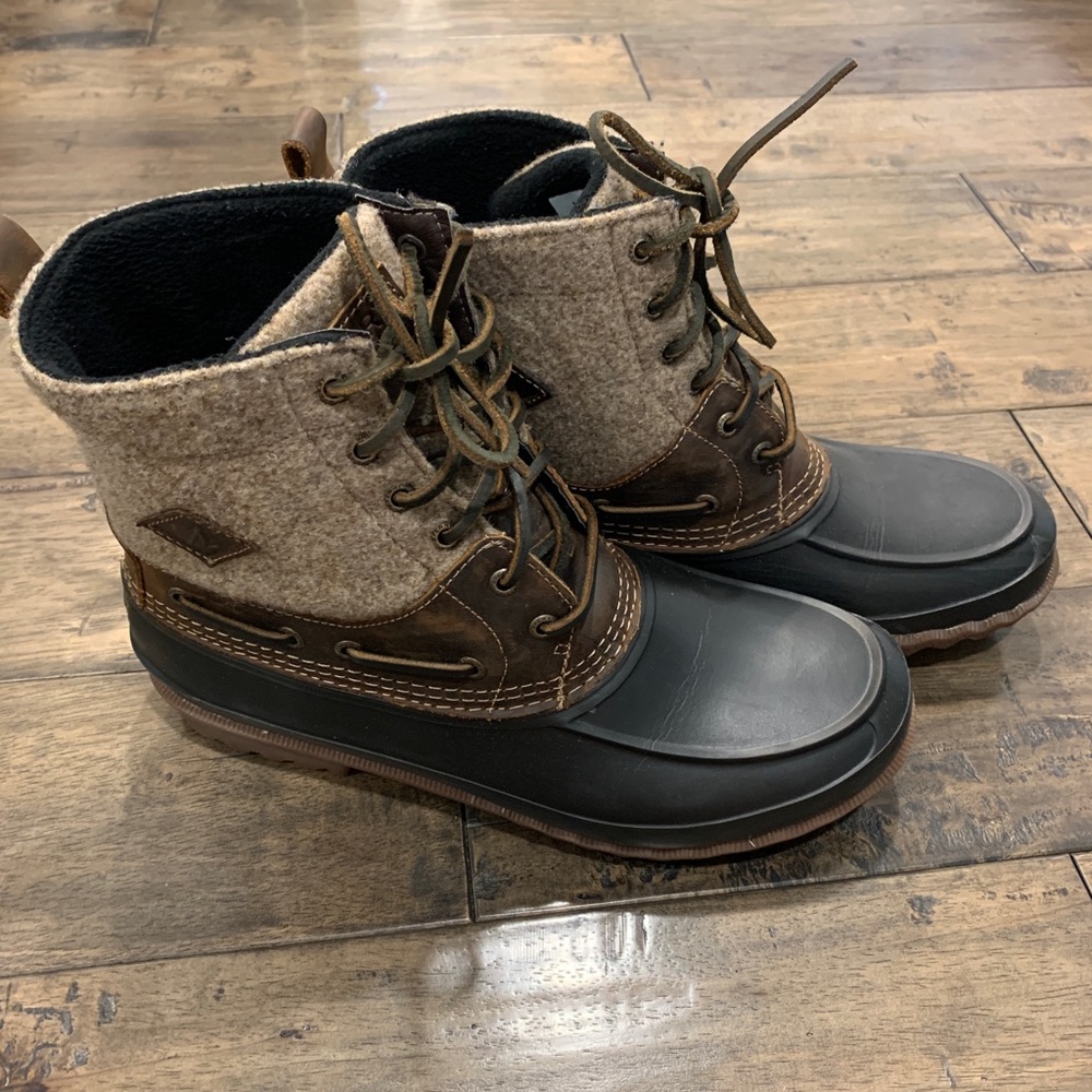 Men’s Sperry Waterproof duckshoes